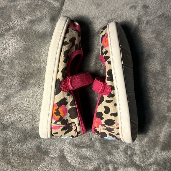 Toms Mary Jane Fuchsia Floral Leopard Size 5 - Picture 5 of 9
